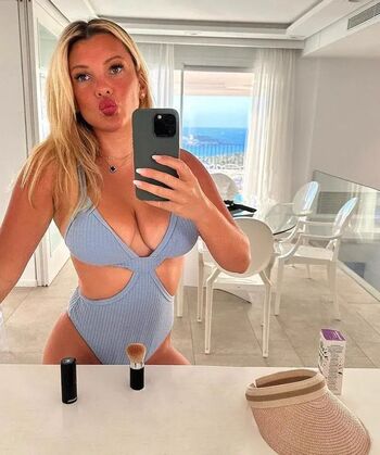 Evelyn burdecki leaked private photo uncensored HD quality