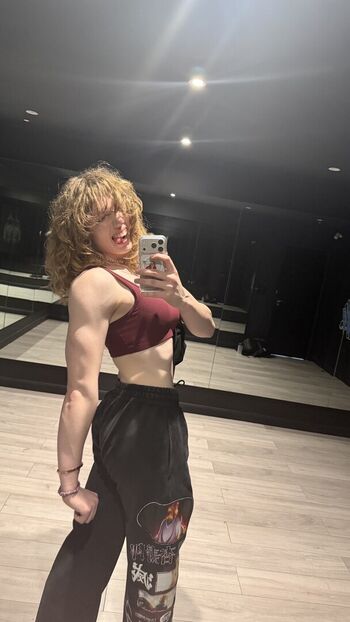 Eviedotgym leaked private photo uncensored HD quality