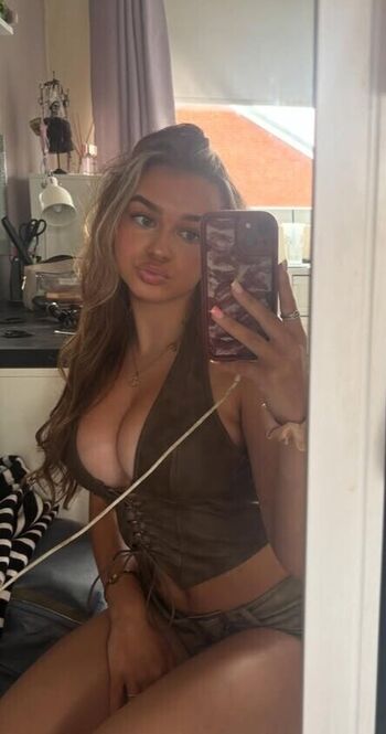 Evierosejj leaked private photo uncensored HD quality