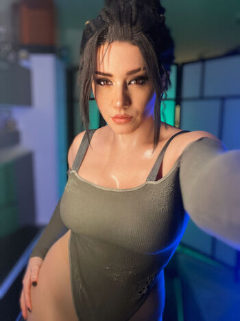 Ezy summers cosplay page leaked private photo uncensored HD quality