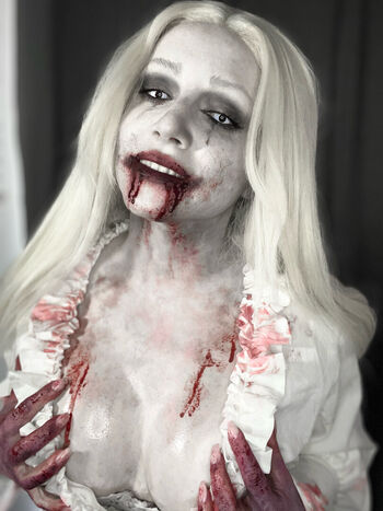 Ezy summers cosplay page leaked private photo uncensored HD quality
