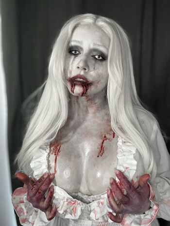 Ezy summers cosplay page leaked private photo uncensored HD quality