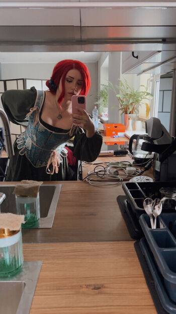 Ezy summers cosplay page leaked private photo uncensored HD quality