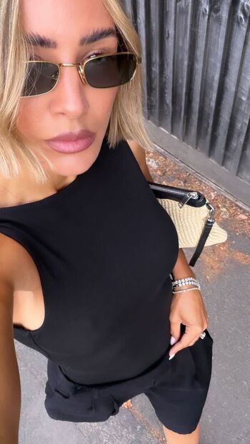 Frankie bridge  page leaked private photo uncensored HD quality