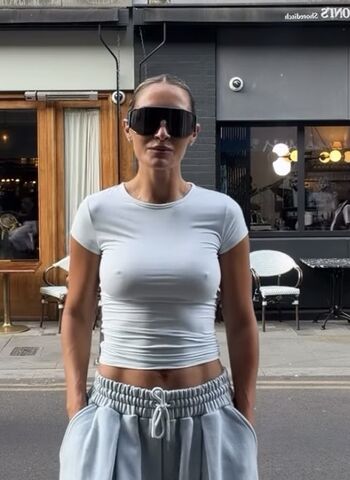Frankie bridge  page leaked private photo uncensored HD quality