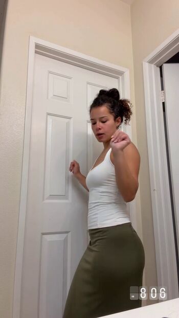 Gabriella saraivah leaked private photo uncensored HD quality