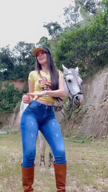Geandra bazzanella page leaked private photo uncensored HD quality