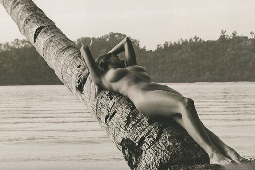 Genevieve morton leaked private photo uncensored HD quality