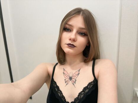 Glitteringbunnny page leaked private photo uncensored HD quality