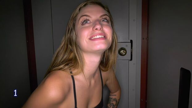 Gloryhole swallow leaked private photo uncensored HD quality