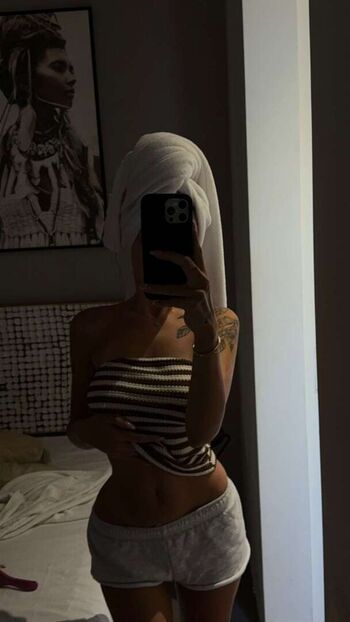 Gwendolynceline  page leaked private photo uncensored HD quality