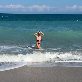 Gwenny  page leaked private photo uncensored HD quality