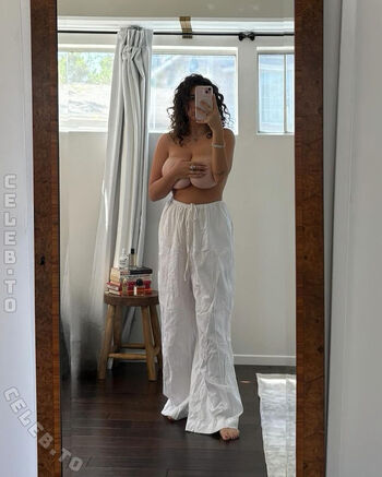 Gwenny leaked private photo uncensored HD quality