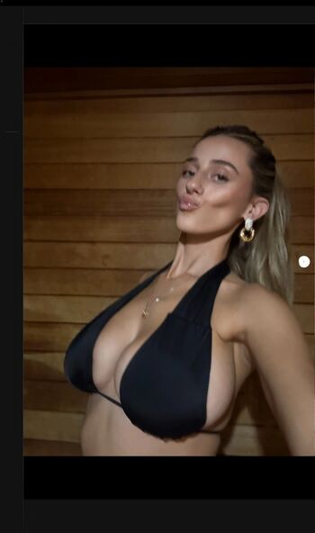 Hadelinemope  page leaked private photo uncensored HD quality