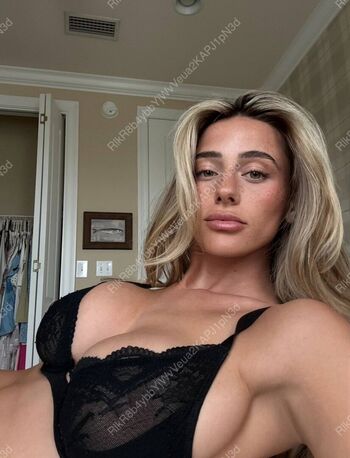 Hadelinemope  page leaked private photo uncensored HD quality