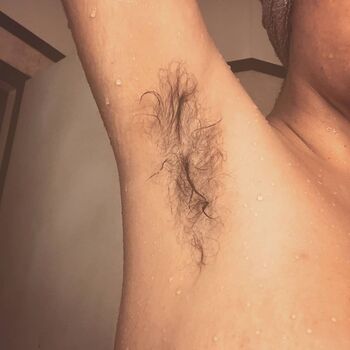 Hairy women  page leaked private photo uncensored HD quality