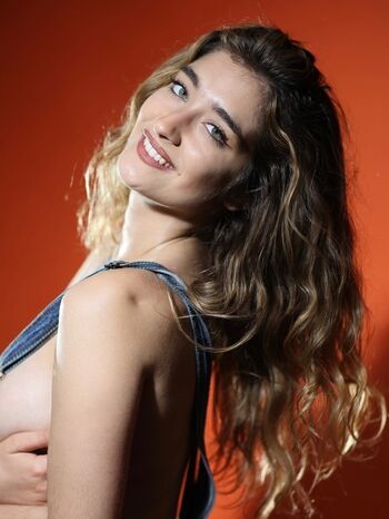 Hairy women leaked private photo uncensored HD quality