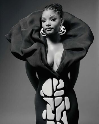 Halle bailey page leaked private photo uncensored HD quality