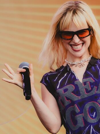 Hayley williams  page leaked private photo uncensored HD quality