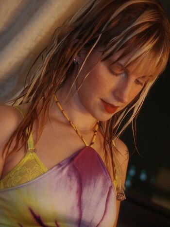 Hayley williams  page leaked private photo uncensored HD quality