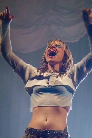 Hayley williams  page leaked private photo uncensored HD quality