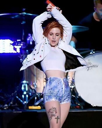 Hayley williams  page leaked private photo uncensored HD quality