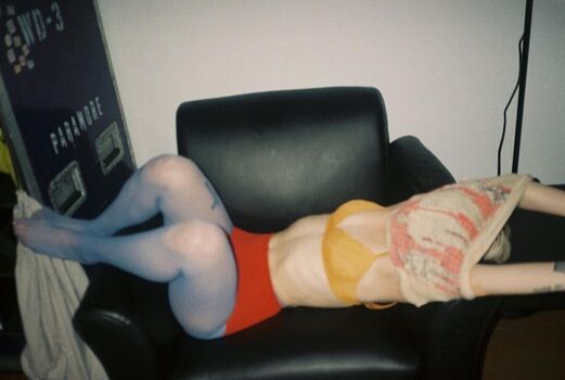 Hayley williams  page leaked private photo uncensored HD quality