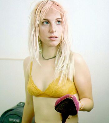 Hayley williams  page leaked private photo uncensored HD quality