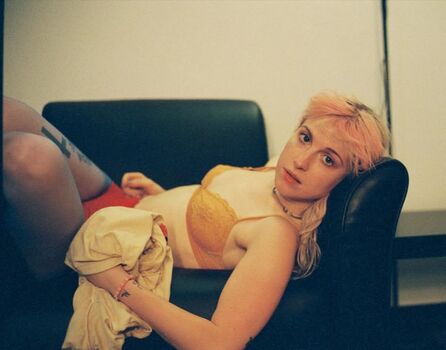 Hayley williams  page leaked private photo uncensored HD quality