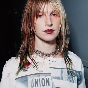 Hayley williams  page leaked private photo uncensored HD quality
