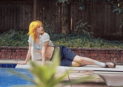 Hayley williams page leaked private photo uncensored HD quality