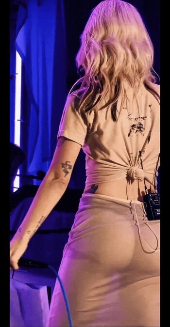 Hayley williams page leaked private photo uncensored HD quality