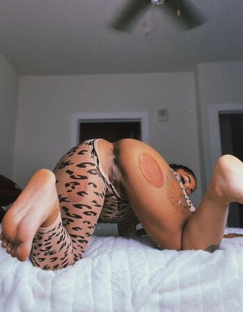 Helloomcfly leaked private photo uncensored HD quality
