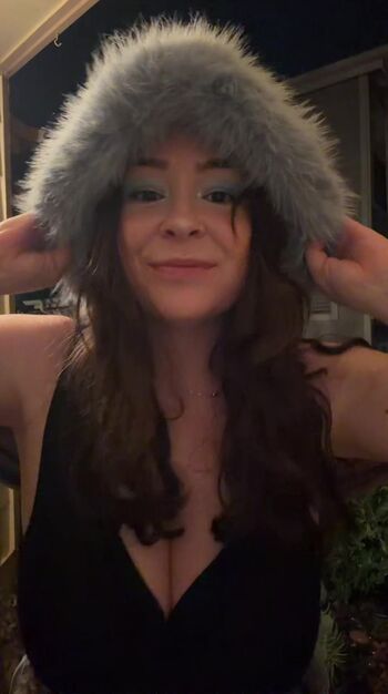 Hellsbelllllls leaked private photo uncensored HD quality