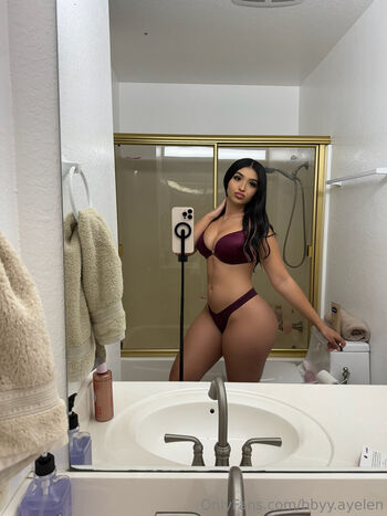 Heluvaylenn  page leaked private photo uncensored HD quality