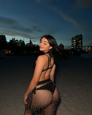 Heluvaylenn  page leaked private photo uncensored HD quality