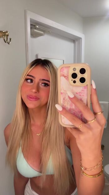 Hippicam  page leaked private photo uncensored HD quality