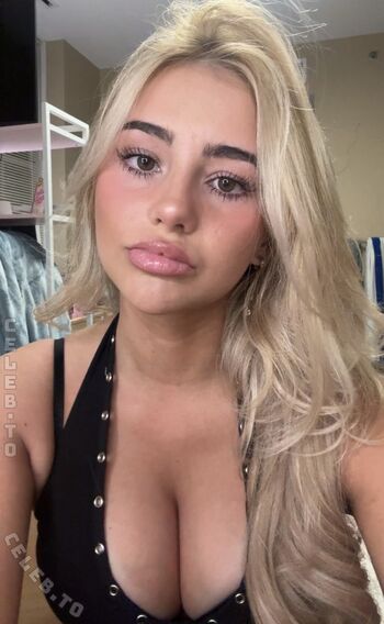 Hippicam  page leaked private photo uncensored HD quality