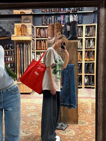 Hirai momo page leaked private photo uncensored HD quality