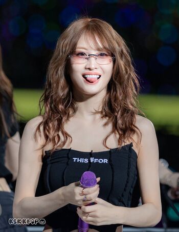 Hirai momo leaked private photo uncensored HD quality