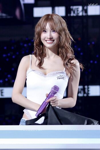 Hirai momo leaked private photo uncensored HD quality