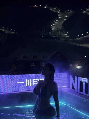 Hitomi songyuxin page leaked private photo uncensored HD quality