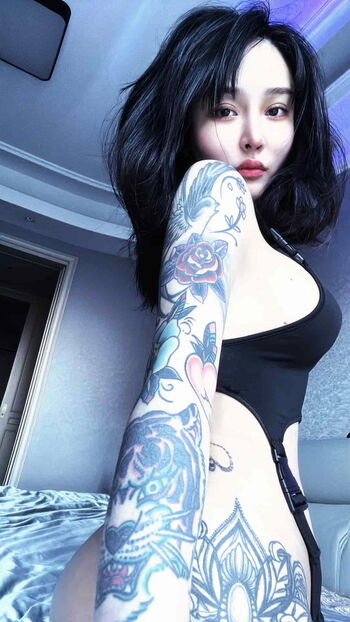 Hitomi songyuxin leaked private photo uncensored HD quality