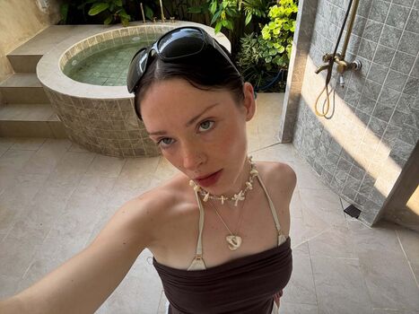 Holly humberstone leaked private photo uncensored HD quality