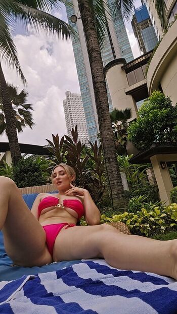 Holly wolf  page leaked private photo uncensored HD quality