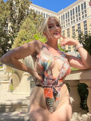 Holly wolf  page leaked private photo uncensored HD quality