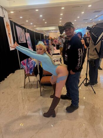 Holly wolf  page leaked private photo uncensored HD quality