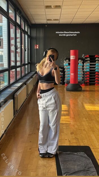 Honey hannii leaked private photo uncensored HD quality
