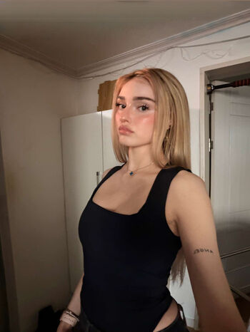 Honeypuu  page leaked private photo uncensored HD quality
