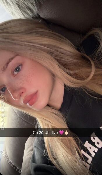 Honeypuu  page leaked private photo uncensored HD quality